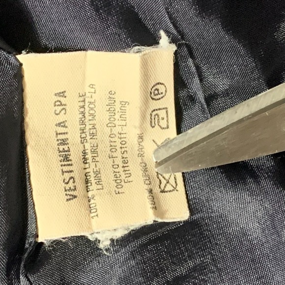 Giorgio Armani Blazer Womens 42 Blue Pin Striped Sports Coat Luxury Italy Wool - Picture 3 of 12